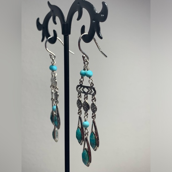 Silpada Vintage Sterling, Turquoise & Magnesite CHIC Chandelier Earrings - Picture 3 of 15
